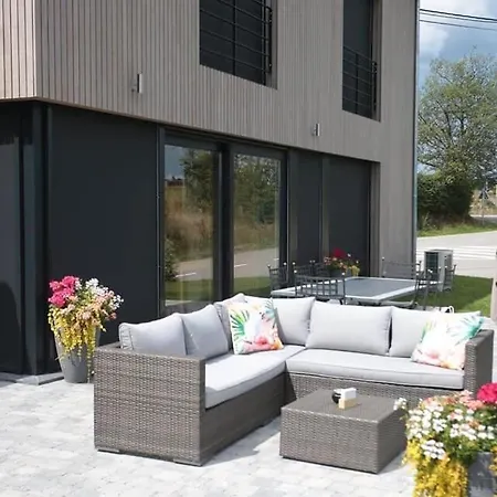 לינה וארוחת בוקר La Colombe 4*