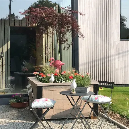 La Colombe לינה וארוחת בוקר 4*