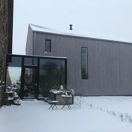 לינה וארוחת בוקר La Colombe